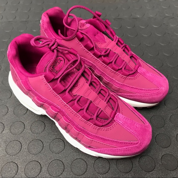 Nike Air Max 95 PRM Women’s Size 6.5 True Berry - Picture 2 of 8